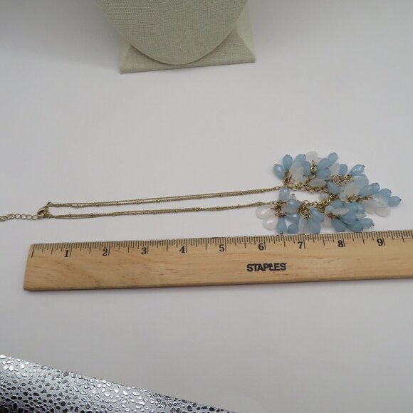 LC Lauren Conrad Light Blue White Tear Drop Shaped Beads Gold Tone Chain - Picture 9 of 9